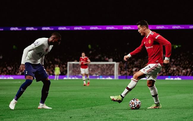 公开的隐秘丑闻